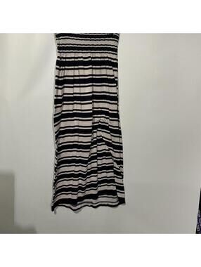 SOHO LADY Black and White Striped Maxi Dress Size Small